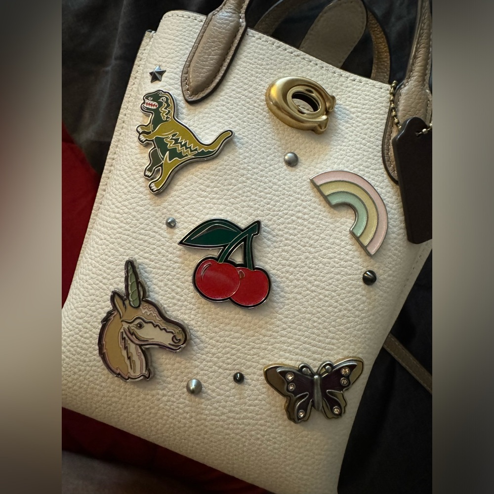Brand New Coach Willow 16 w/ Customizations